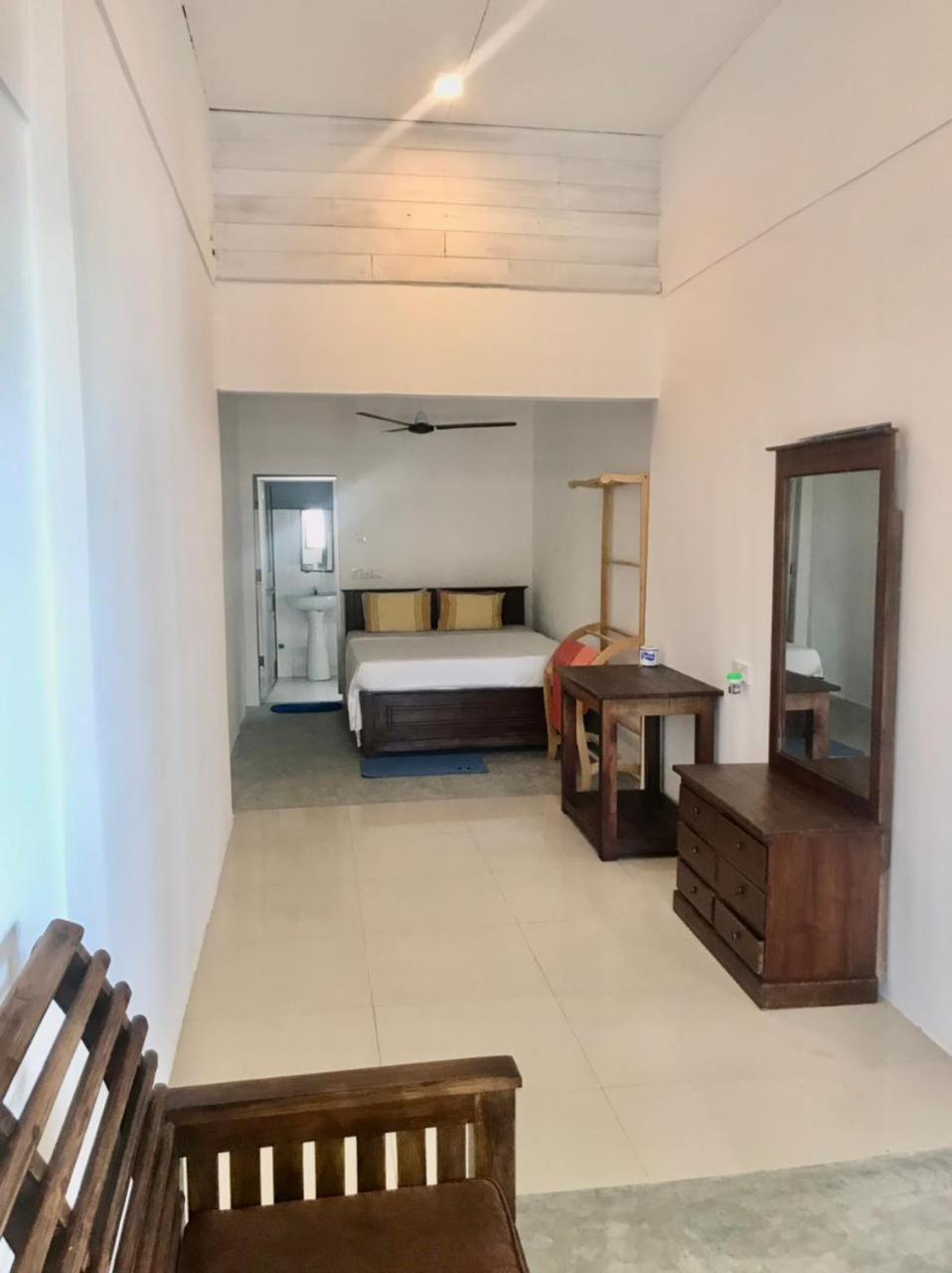 Sooriya Villa ตัลป์ ภายนอก รูปภาพ