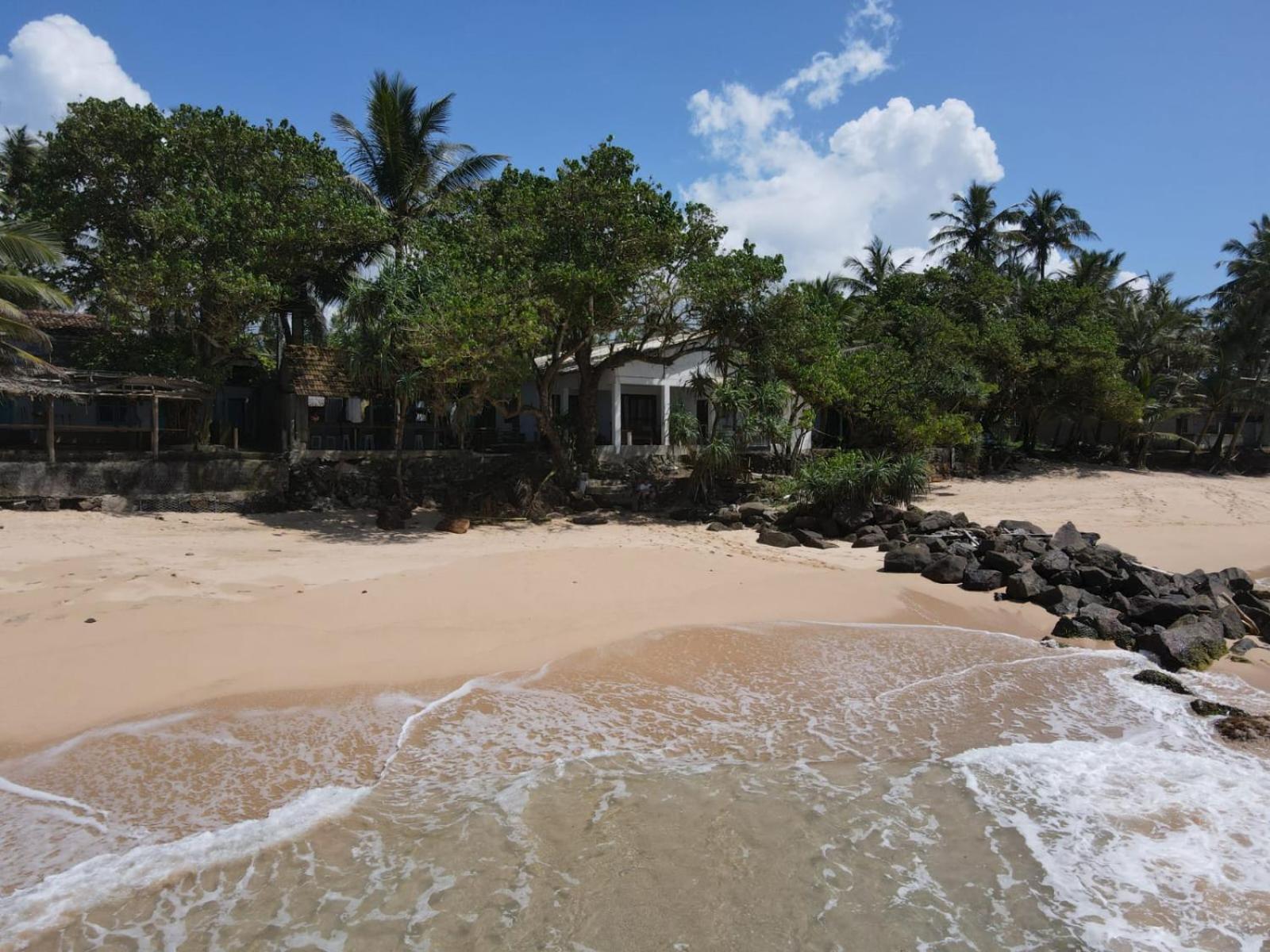 Sooriya Villa ตัลป์ ภายนอก รูปภาพ